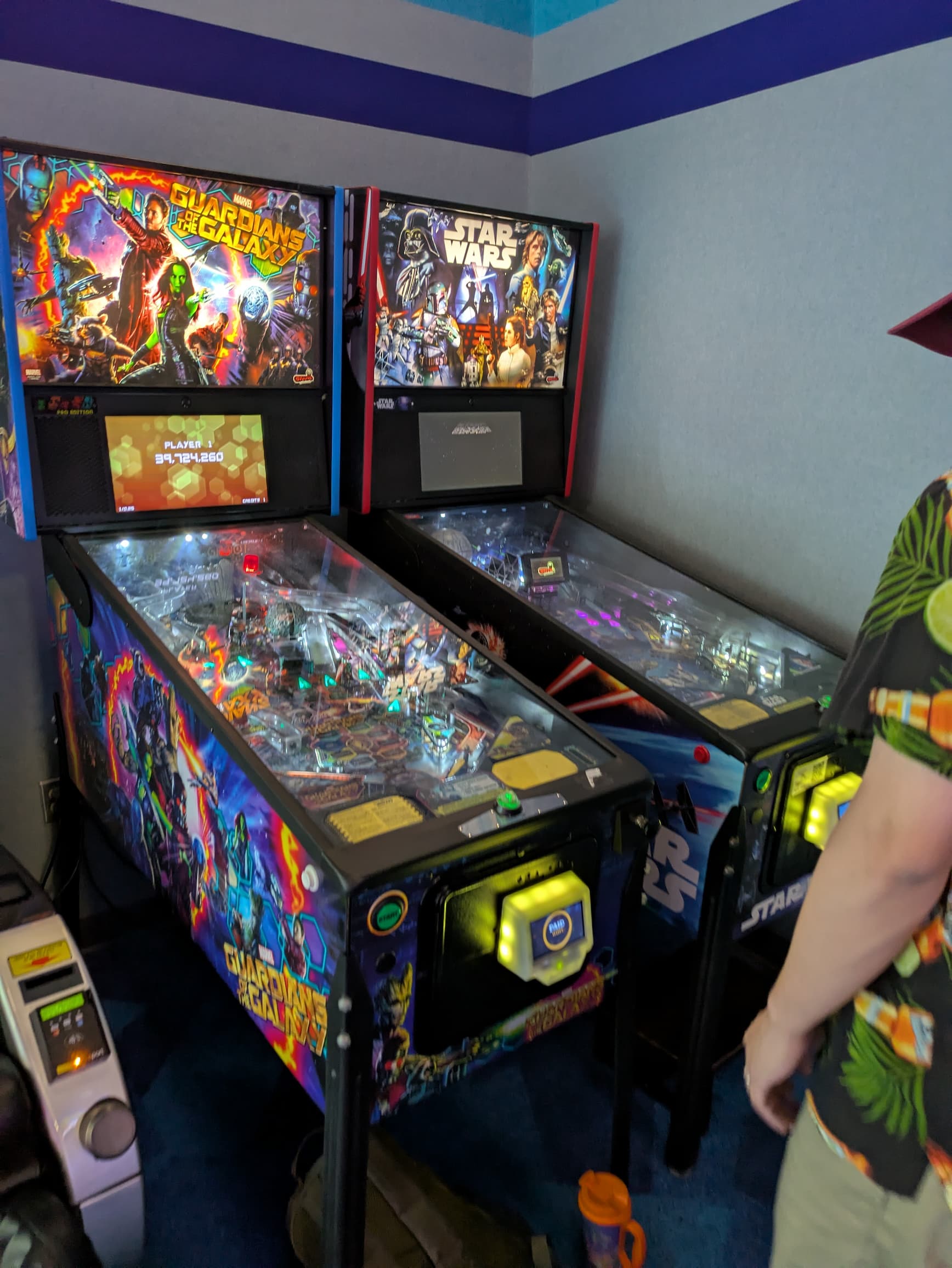 ディズニー・オールスター・スポーツ・リゾートのGame Point Arcadeゲームコーナー内部